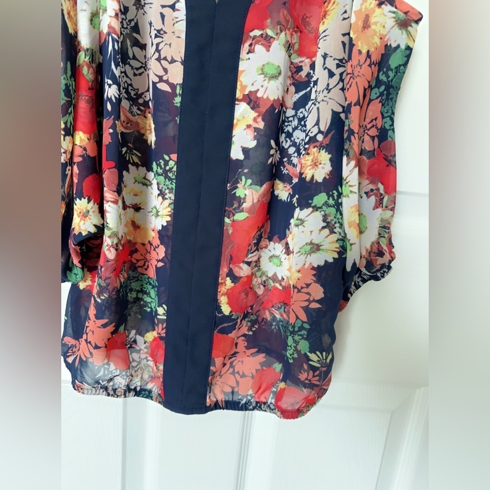 BCX Red and Navy Blue Floral Blouse Puff Sleeve Mandarin Collar - Picture 9 of 9